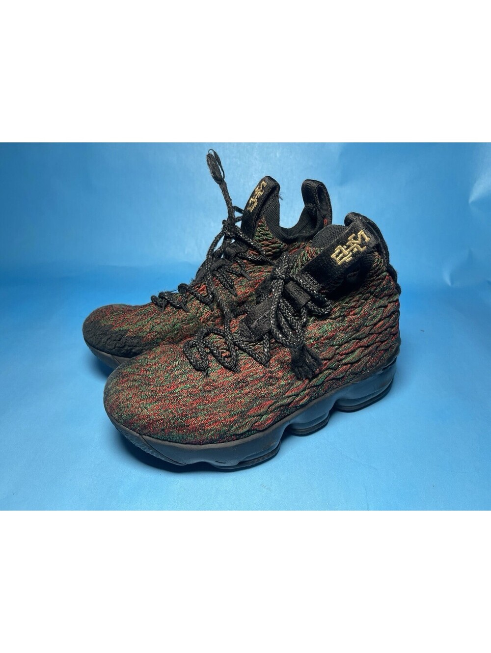 Nike LeBron 15 BHM Black History Month Youth Size 5Y 943762-900